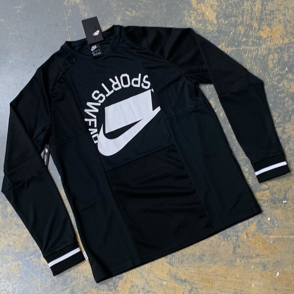 nike nsw long sleeve